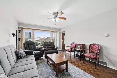5026 N Michigan Avenue, Schiller Park, IL 60176 - Photo 3