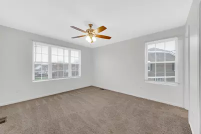911 Charlton Lane, Naperville, IL 60563 - Photo 5