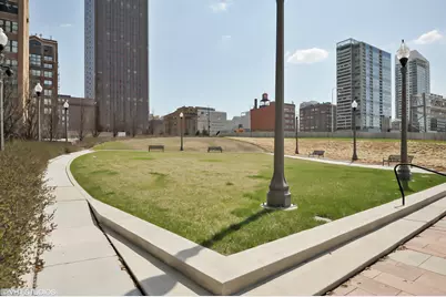 235 W Van Buren Street #3411, Chicago, IL 60607 - Photo 21