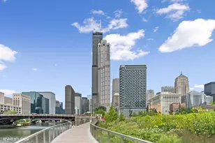 235 W Van Buren St, Chicago, IL 60607 - Photo 5