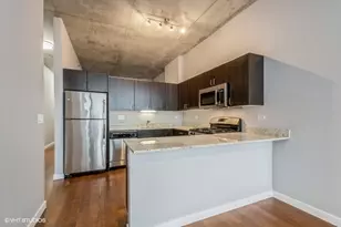 235 W Van Buren St, Chicago, IL 60607 - Photo 11