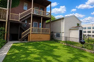 743 E 69th Pl, Chicago, IL 60637 - Photo 35