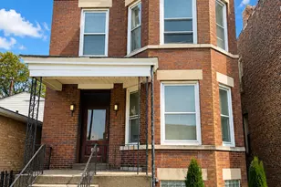 743 E 69th Pl, Chicago, IL 60637 - Photo 1