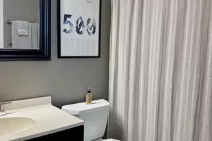 111 W Maple St, Chicago, IL 60610 - Photo 13