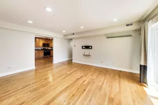 717 Seward St, Evanston, IL 60202 - Photo 3