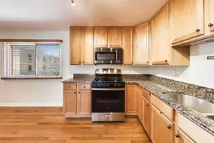 717 Seward St, Evanston, IL 60202 - Photo 9