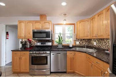 8140 W 91st Street, Hickory Hills, IL 60457 - Photo 9