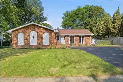 554 Longview Drive, Antioch, IL 60002 - Photo 1