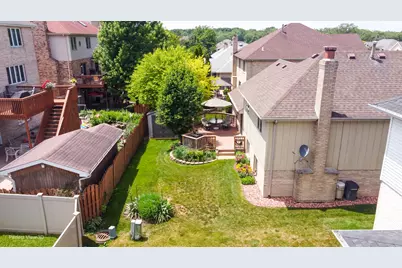 9033 Christina Drive, Hickory Hills, IL 60457 - Photo 25