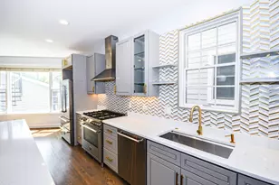 2043 W St Paul Ave, Chicago, IL 60647 - Photo 13