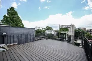 2043 W St Paul Ave, Chicago, IL 60647 - Photo 35