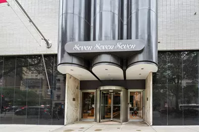 777 N Michigan Avenue #2109, Chicago, IL 60611 - Photo 1
