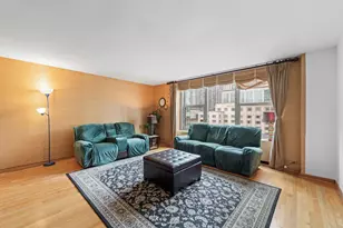 777 N Michigan Ave, Chicago, IL 60611 - Photo 7