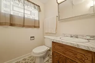 11607 S Ave J, Chicago, IL 60617 - Photo 17