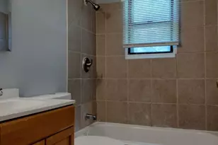 11540 S Peoria St, Chicago, IL 60643 - Photo 19