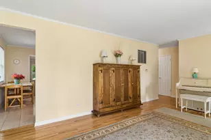2102 George St, Rolling Meadows, IL 60008 - Photo 7