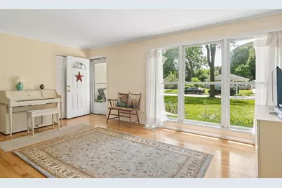 2102 George Street, Rolling Meadows, IL 60008 - Photo 5