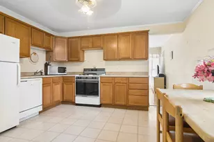 2102 George St, Rolling Meadows, IL 60008 - Photo 11
