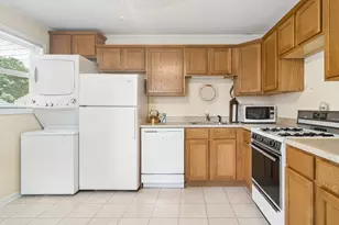 2102 George St, Rolling Meadows, IL 60008 - Photo 9