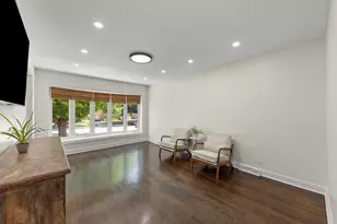 11416 S Sawyer Ave, Chicago, IL 60655 - Photo 5