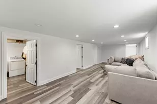 11416 S Sawyer Ave, Chicago, IL 60655 - Photo 17