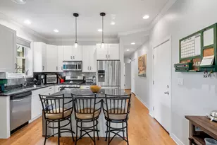 2115 W Crystal St, Chicago, IL 60622 - Photo 7