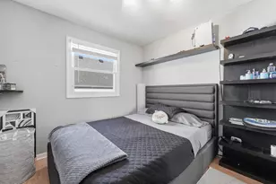 7046 W 72nd Pl, Chicago, IL 60638 - Photo 23