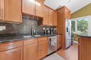 7046 W 72nd Pl, Chicago, IL 60638 - Photo 15