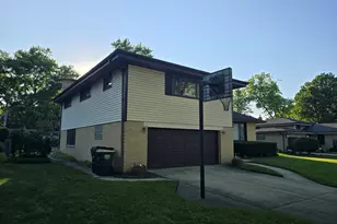 14 N Forrest Ave, Arlington Heights, IL 60004 - Photo 3