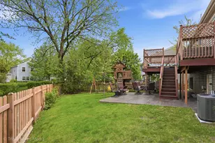 2109 Hitching Post Ln, Schaumburg, IL 60194 - Photo 23