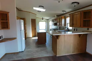 746 Mallard Cir, Sandwich, IL 60548 - Photo 3