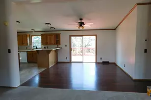 746 Mallard Cir, Sandwich, IL 60548 - Photo 5