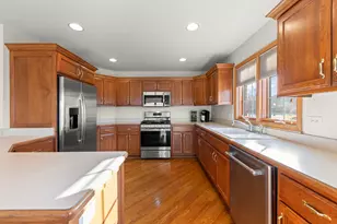 12198 Oxford Ct, Lemont, IL 60439 - Photo 17