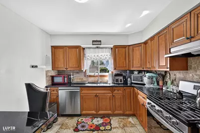 600 W Bob O Link Road, Mount Prospect, IL 60056 - Photo 3