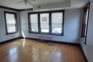 1543 N Avers Ave, Chicago, IL 60651 - Photo 9