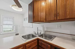 705 Dover Pl, Champaign, IL 61820 - Photo 13