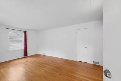 705 Dover Place, Champaign, IL 61820 - Photo 5