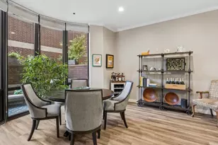 1730 N Clark St, Chicago, IL 60614 - Photo 11