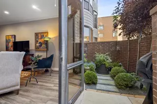 1730 N Clark St, Chicago, IL 60614 - Photo 23