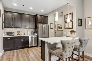 1730 N Clark St, Chicago, IL 60614 - Photo 13