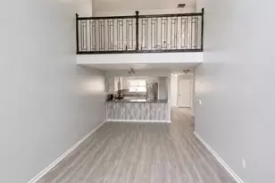 624 W Happfield Dr, Arlington Heights, IL 60004 - Photo 9