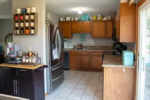 1015 Suncrest Dr, Fulton, IL 61252 - Photo 3
