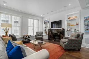 159 E Walton Pl, Chicago, IL 60611 - Photo 5