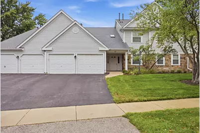 66 Beechmont Court #Z1, Schaumburg, IL 60193 - Photo 1