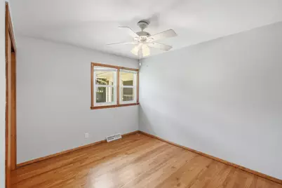 370 Oakwood Drive, Crete, IL 60417 - Photo 15