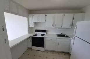 5445 N Sheridan Rd, Chicago, IL 60640 - Photo 5