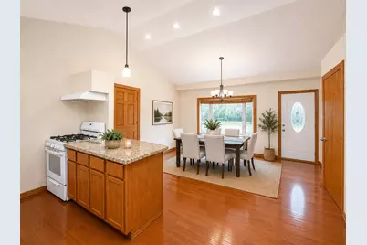 206 E Briarcliff Road, Bolingbrook, IL 60440 - Photo 5