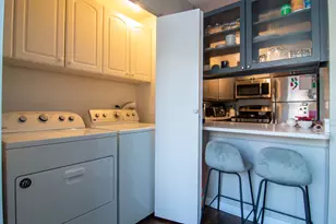 2044 N Larrabee St, Chicago, IL 60614 - Photo 5