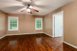 225 Southwest Dr, Harrisburg, IL 62946 - Photo 19
