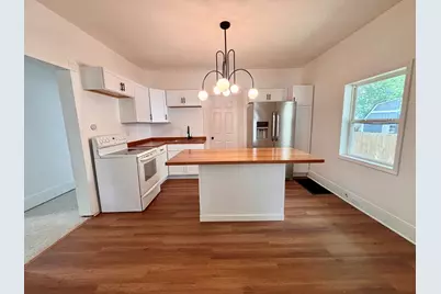 617 E 4th Street, Centralia, IL 62801 - Photo 3